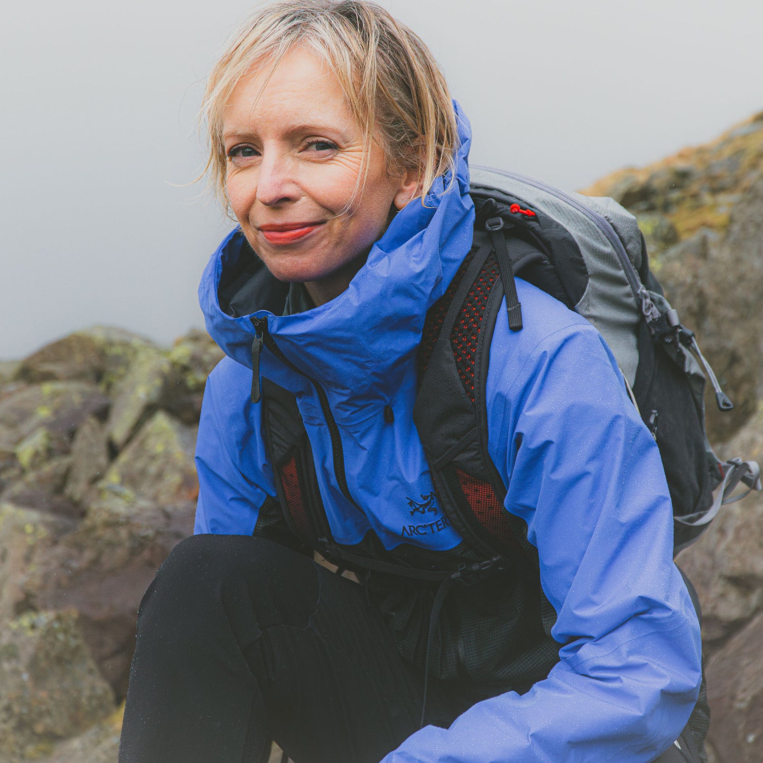 Alpha Jacket Womens - Electra/Black