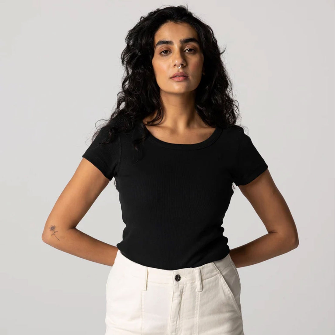 Finisterre - Powes Tee Womens - Black FW4496-BK