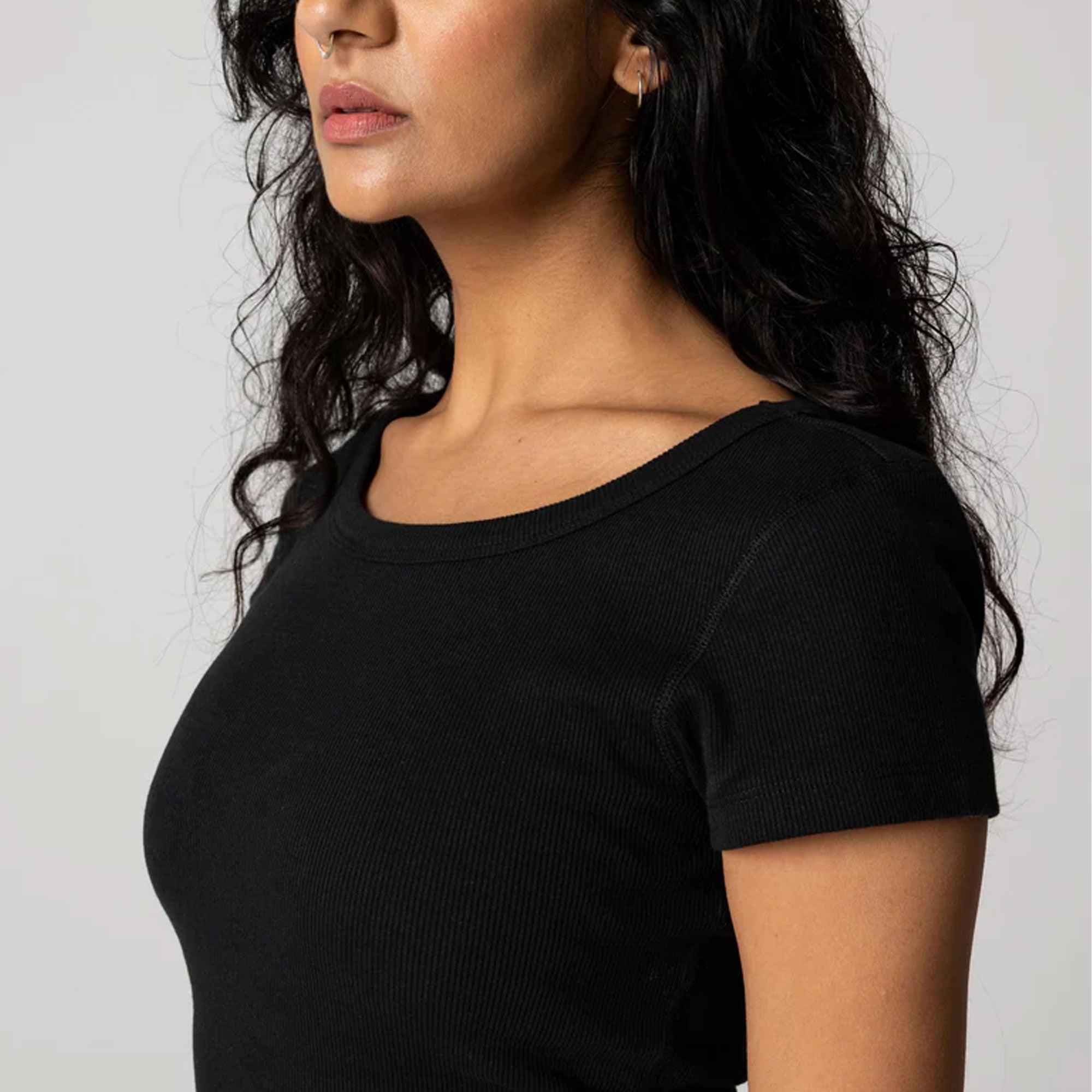 Finisterre - Powes Tee Womens - Black FW4496-BK