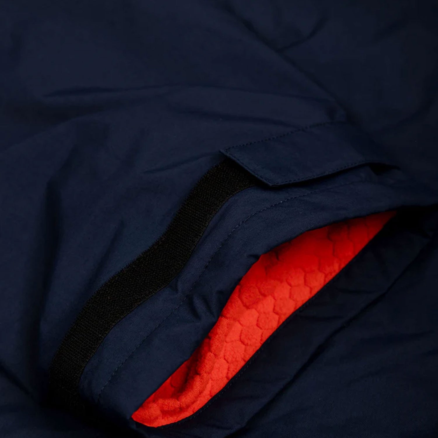 Finisterre - Tego Long Sleeve Robe - Navy/Flame FU7433-NF