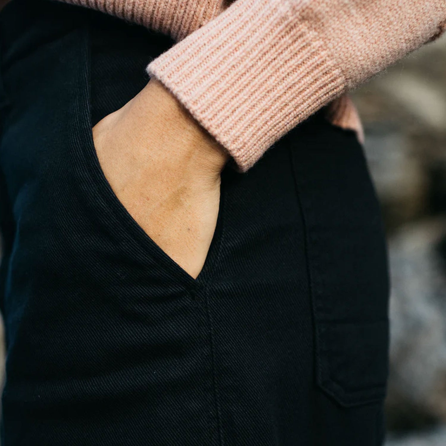 Finisterre - Yarrel Trouser Womens - Black FW2303-BK