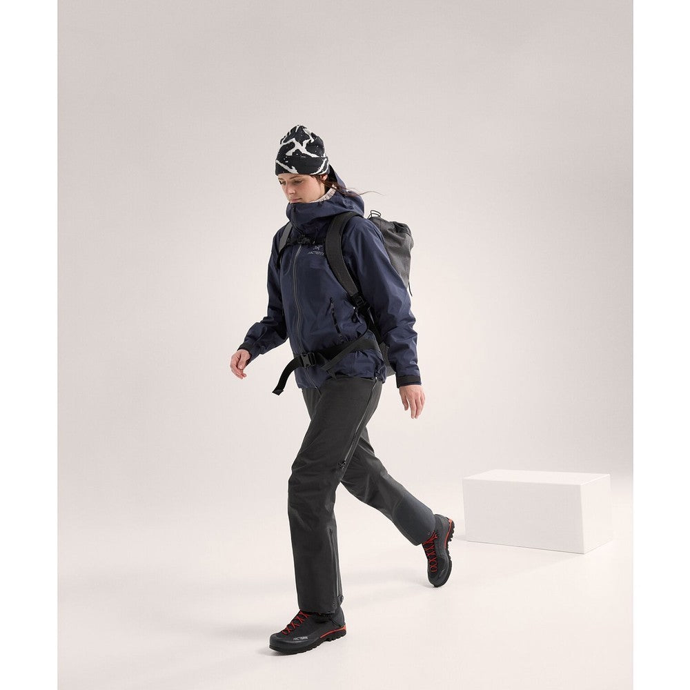 The Epicentre Arcteryx Beta Ar Jkt Stormhood in Black Sapphire