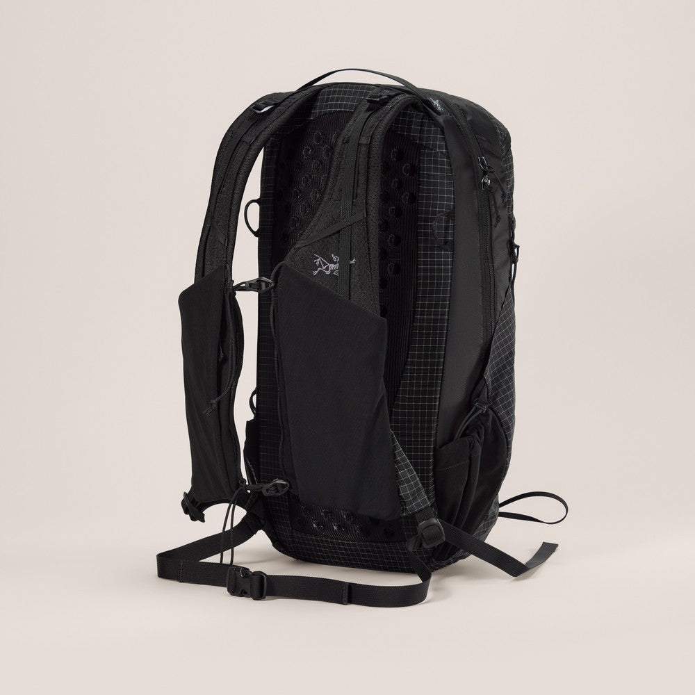 Aerios 18 Backpack - Black
