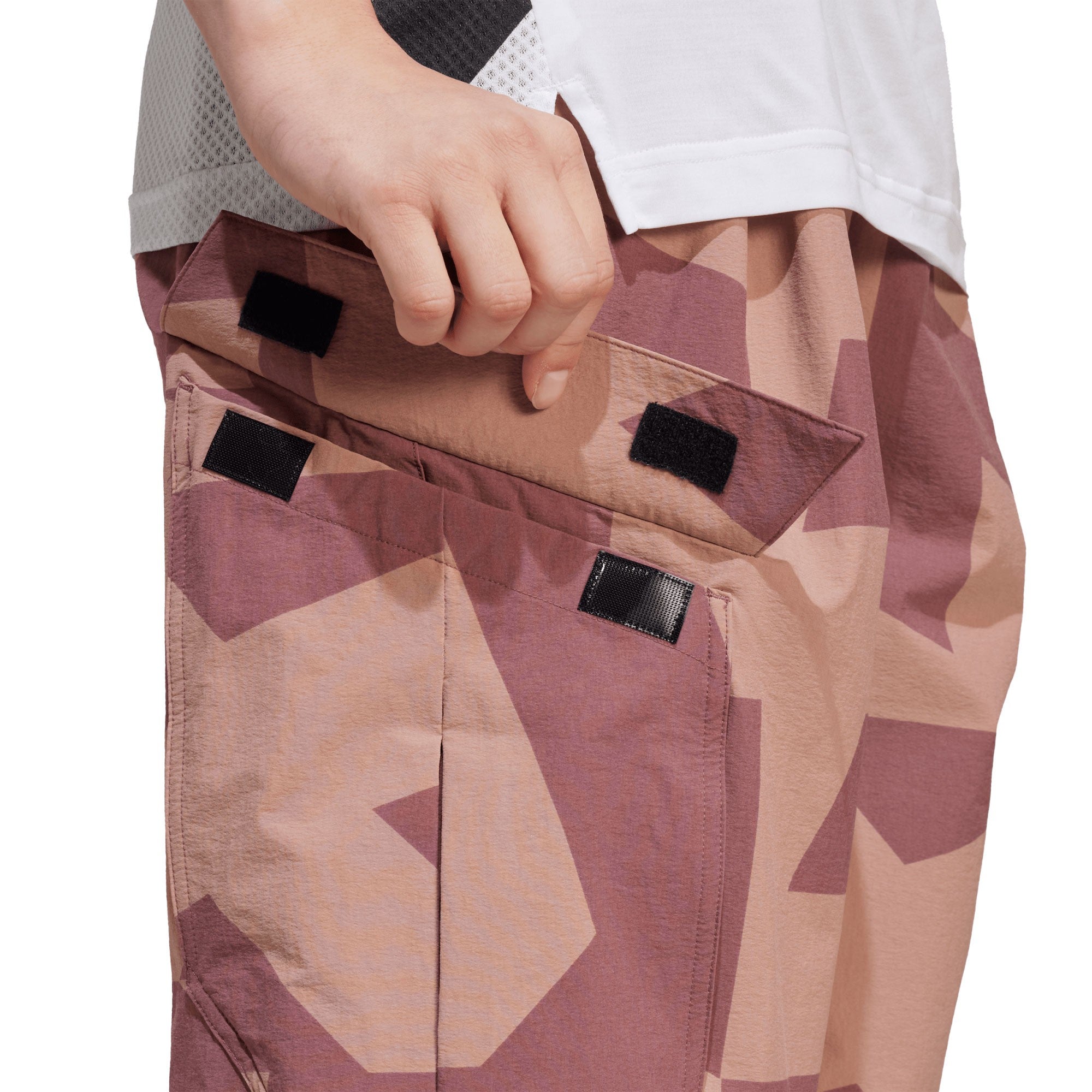 Cargo All Over Print Pant Womens - Quiet Crimson