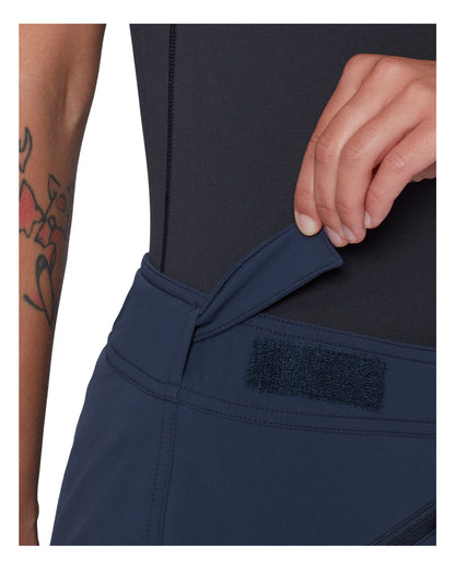 Taiss SO Pants Womens - Marine