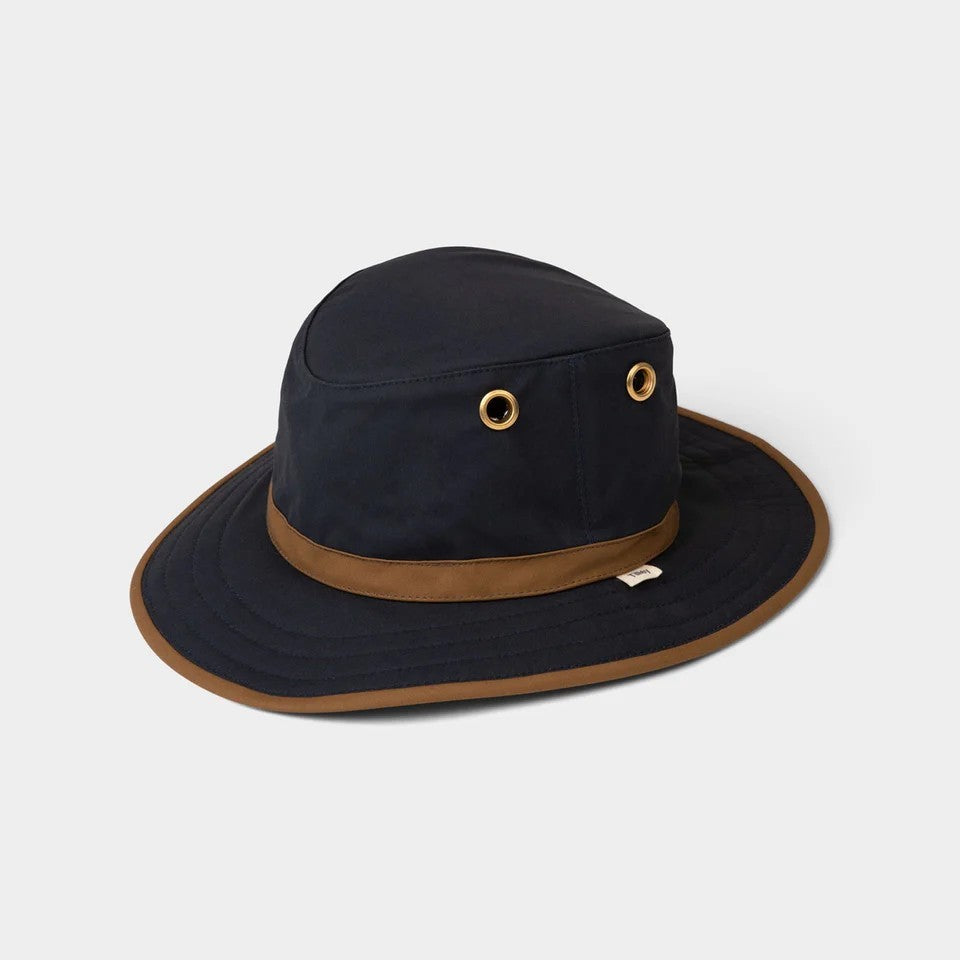 The Outback TWC7 - Navy/British Tan