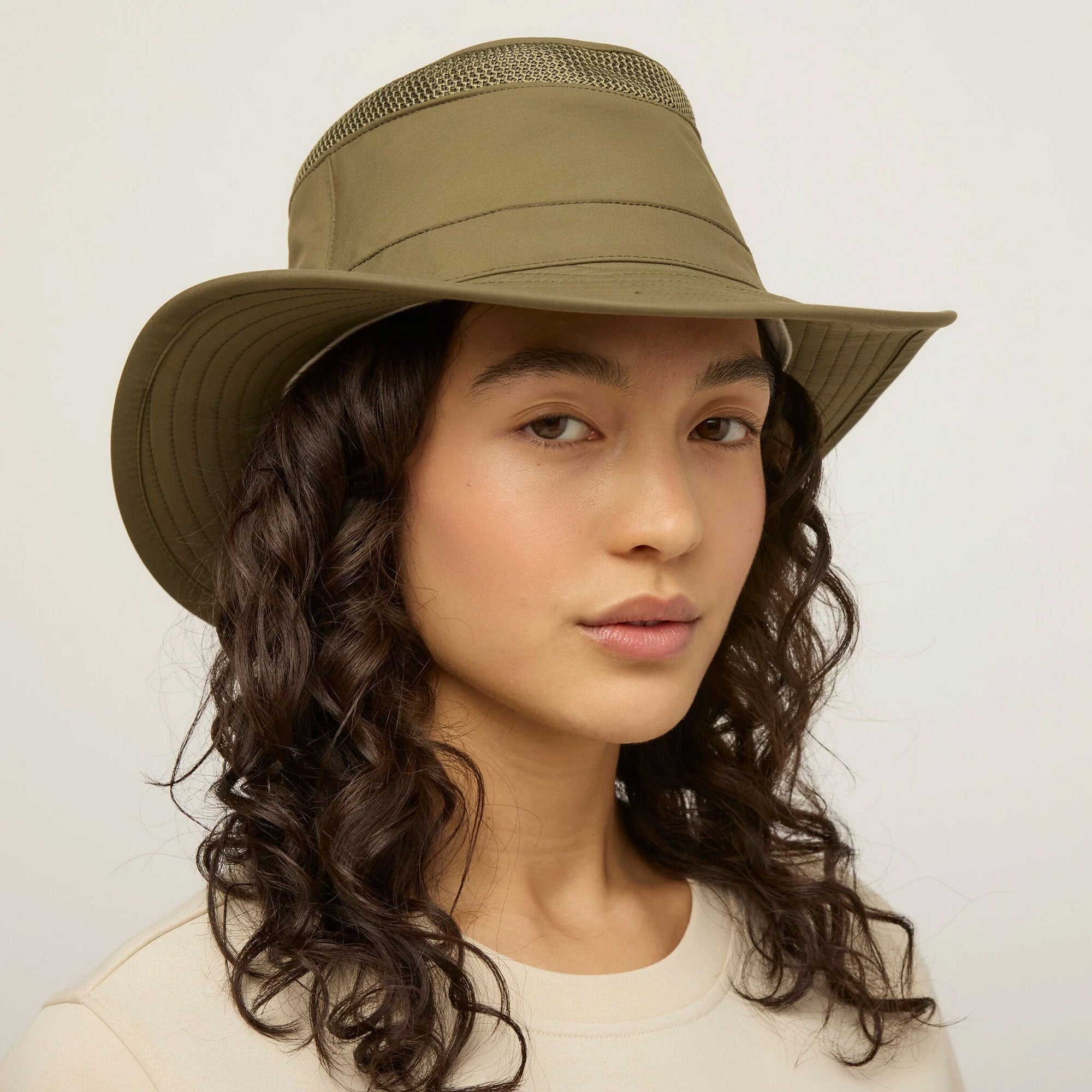 LTM5 Airflo Medium Brim Hat - Olive